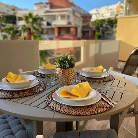 Fantastique appartement à 5 min à pied de la plage Benalmádena Esterno foto