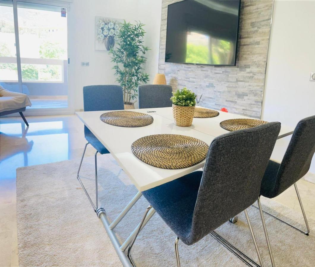 Fantastique appartement à 5 min à pied de la plage Benalmádena Esterno foto