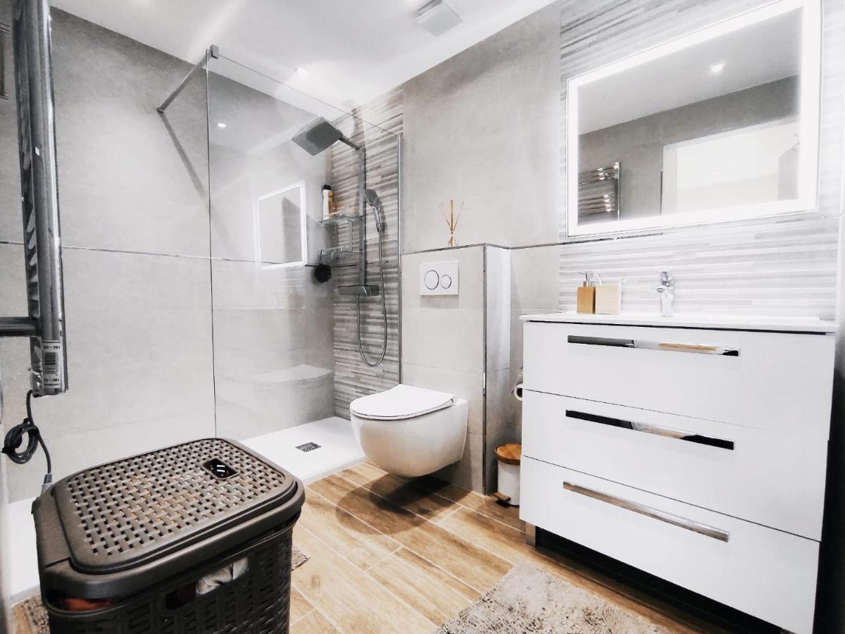 Fantastique appartement à 5 min à pied de la plage Benalmádena Esterno foto